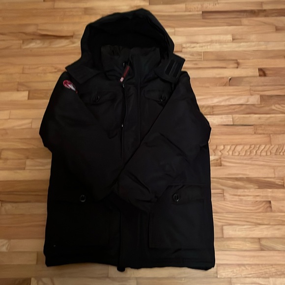 Boy’s Canada Weather Gear Heavy Winter Jacket - Picture 2 of 10
